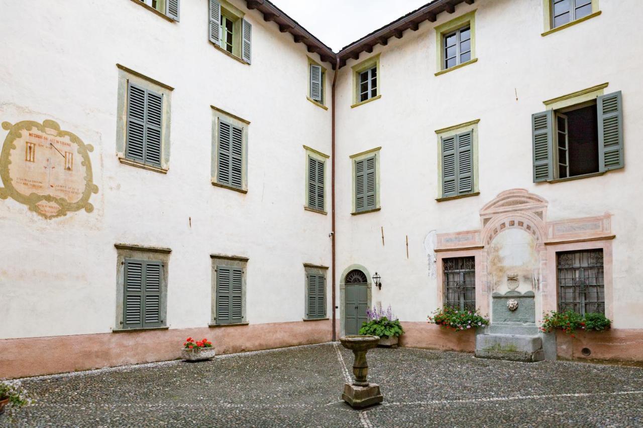 Palazzo Salis - La Dimora Del Conte Apartment Tirano Exterior photo